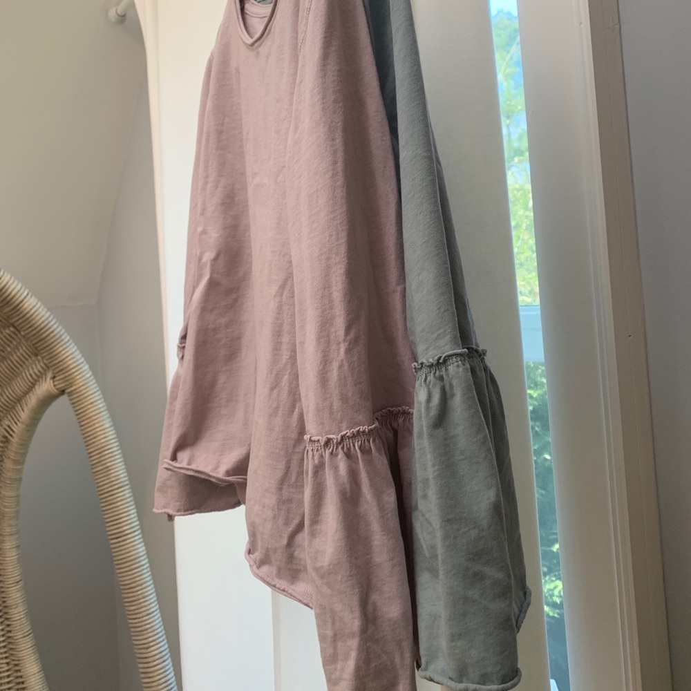 2 ABERCROMBIE& FITCH SHIRTS SALE